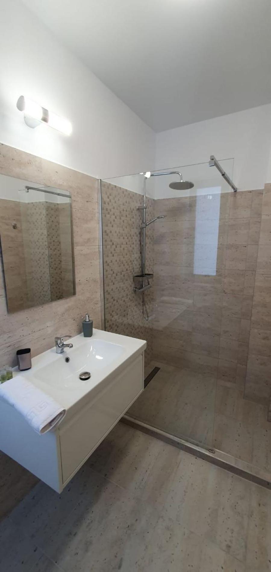 Cinque Stelle Hotel Apartments 클루지나포카 외부 사진