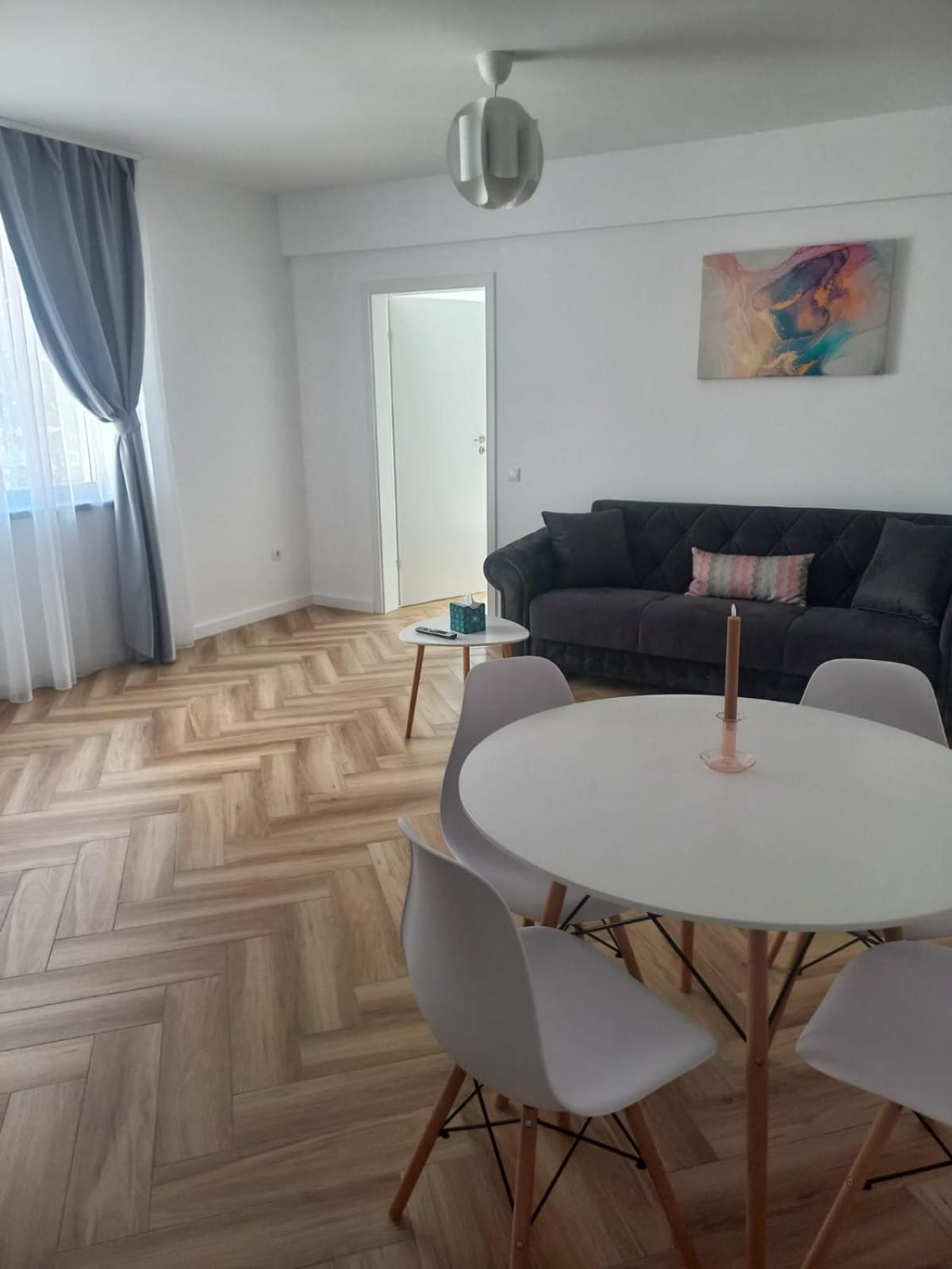 Cinque Stelle Hotel Apartments 클루지나포카 외부 사진