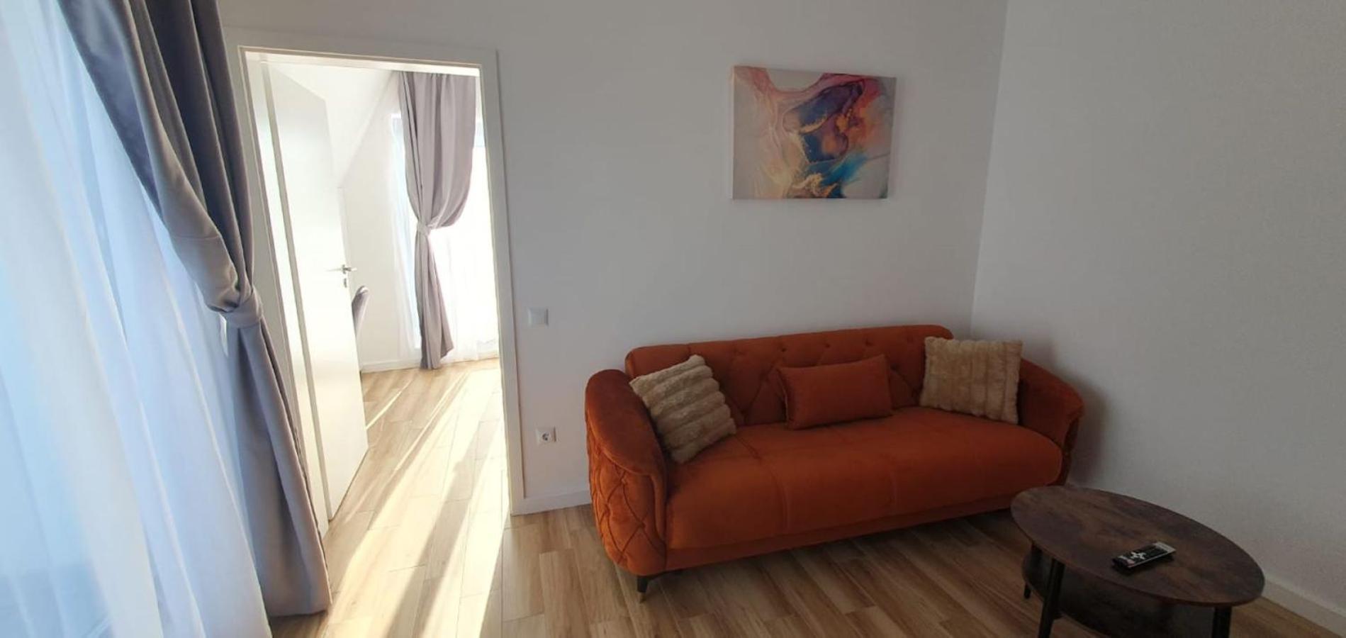 Cinque Stelle Hotel Apartments 클루지나포카 외부 사진