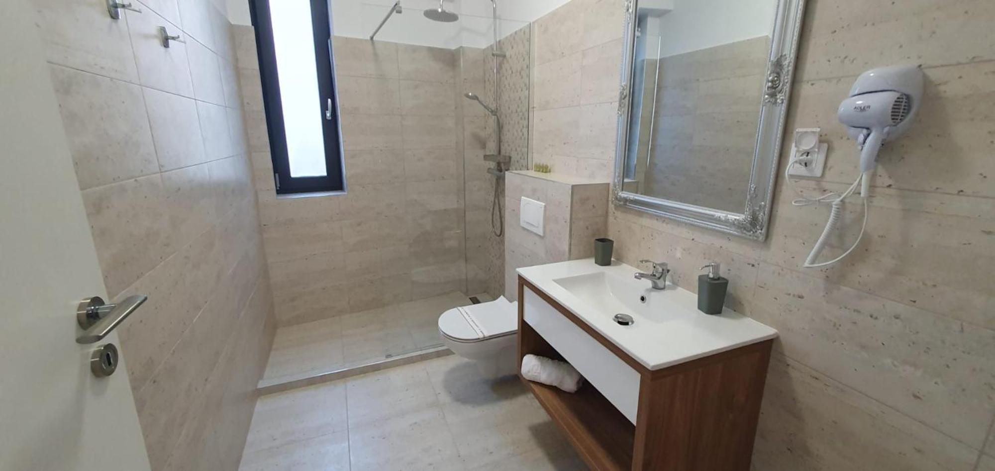 Cinque Stelle Hotel Apartments 클루지나포카 외부 사진