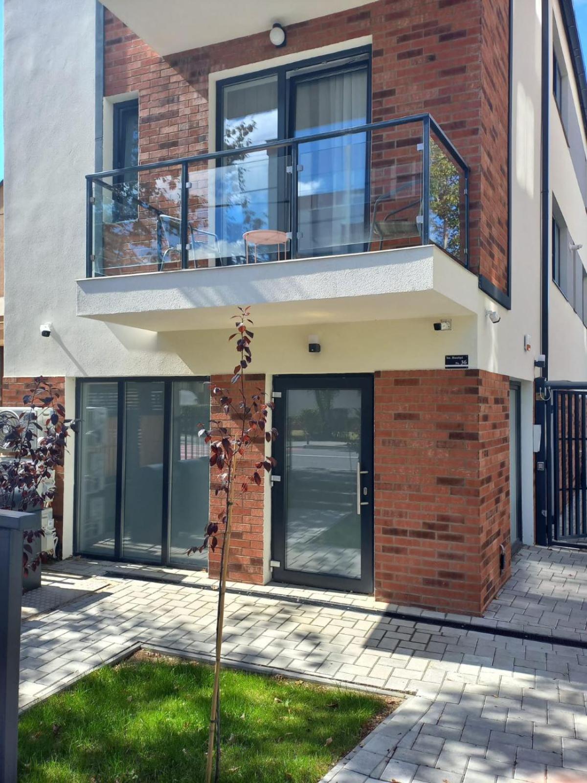 Cinque Stelle Hotel Apartments 클루지나포카 외부 사진